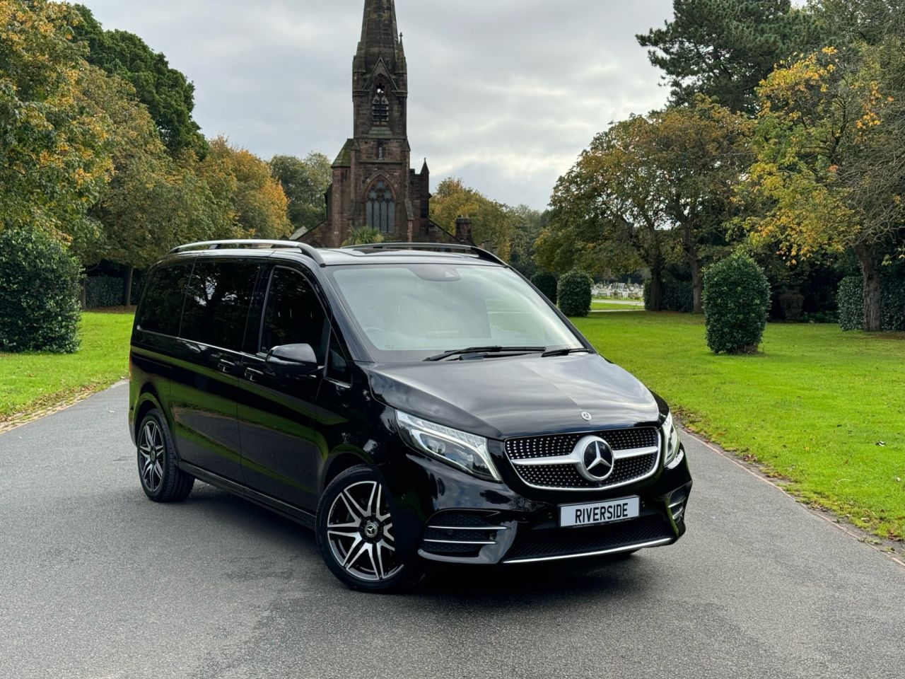 Mercedes-Benz V-Class van